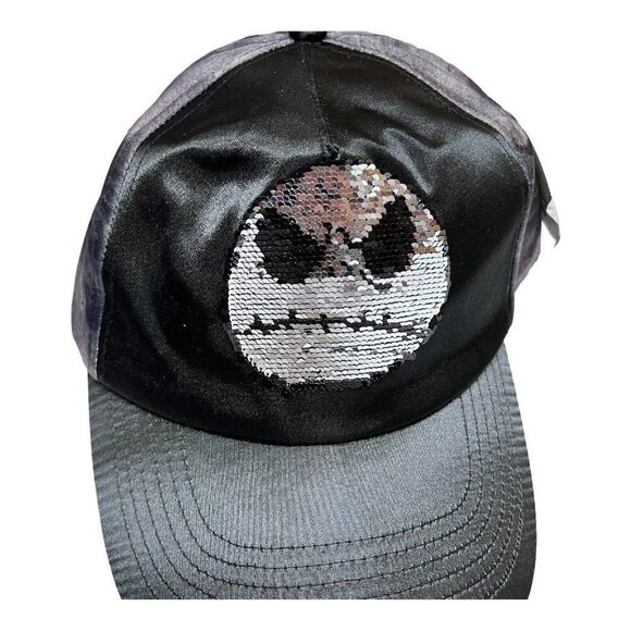 DISNEY PARKS FLIP SILVER SEQUIN NIGHTMARE BEFORE‎ CHRISTMAS JACK SKELLINGTON CAP - Picture 4 of 8